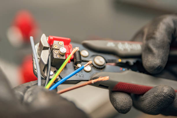Professional Electrician in Riverdale Park, MD